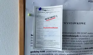 Awizo poczta: zawiadomienie o przesyłce poleconej, którą można odebrać w placówce pocztowej.
