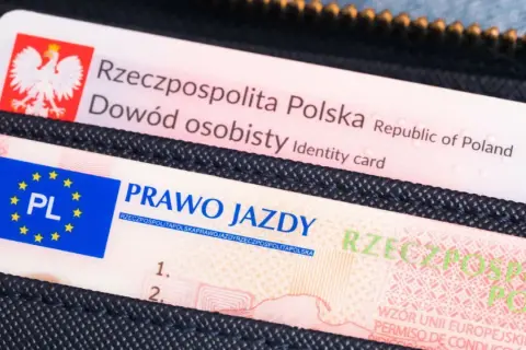 Paszport: Czy osobista wizyta w urzędzie jest obowiązkowa?