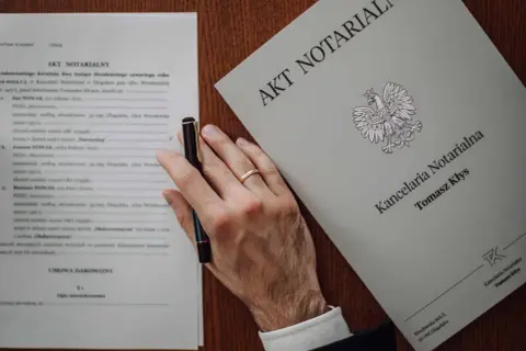 Jak odzyskać akt notarialny? Poradnik krok po kroku (2024)