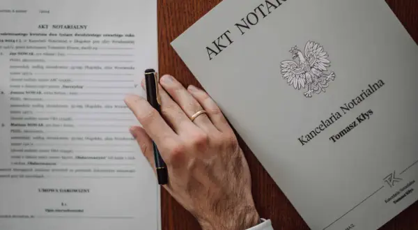Jak odzyskać akt notarialny? Poradnik krok po kroku (2024)