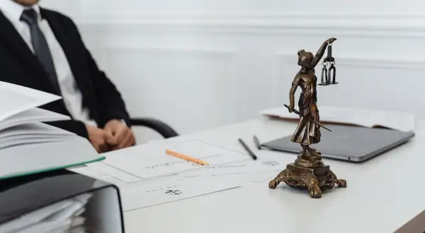 Jak unieważnić testament notarialny? Klucz do sukcesu