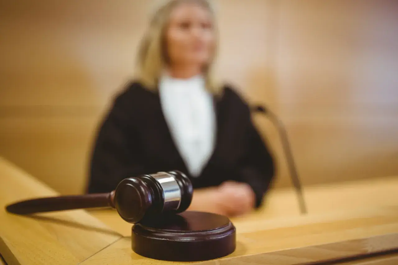 Wygrana z ZUS: Kiedy wyrok jest prawomocny? Terminy odwołań