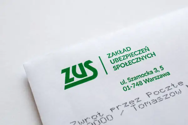 ZUS - Zakład Ubezpieczeń Społecznych. Dokument dotyczący dobrowolnego ubezpieczenia chorobowego. Adres: ul. Szamocka 3, 5, 01-748 Warszawa.